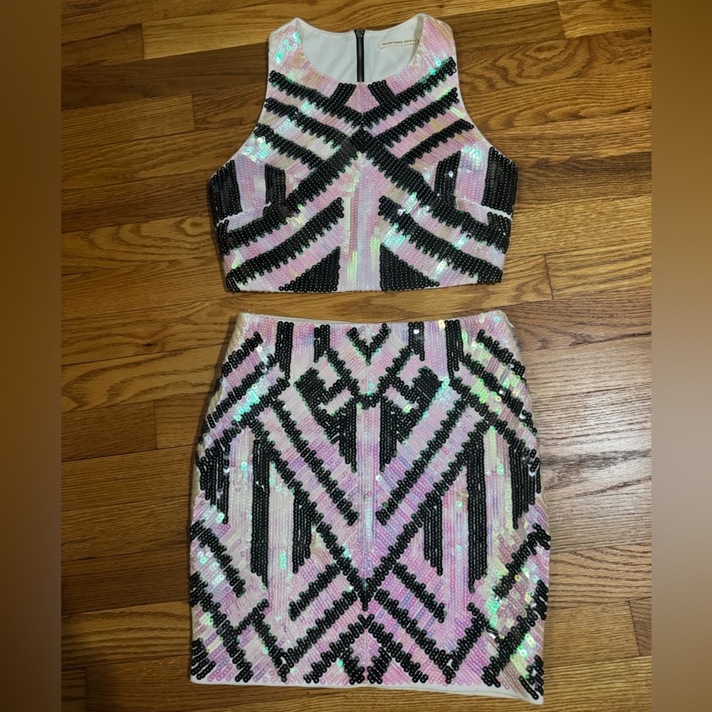 Women’s Mustard Seed tank and skirt sequin outfit size S